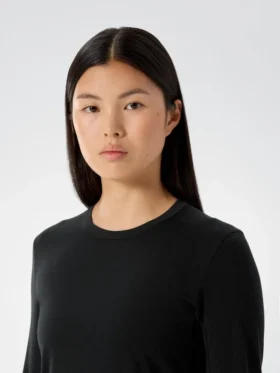 Frame T-shirt med rund hals och långa ärmar för damer