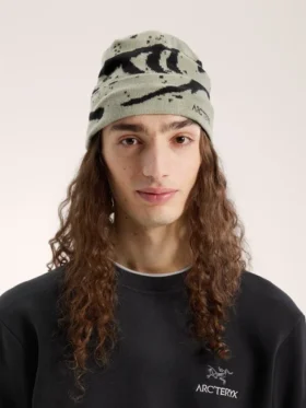 Grotto Toque