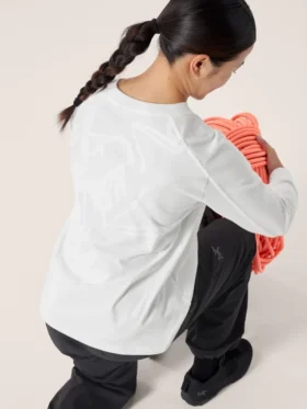 Kragg Cotton Bird T-shirt med rund hals och långa ärmar för damer