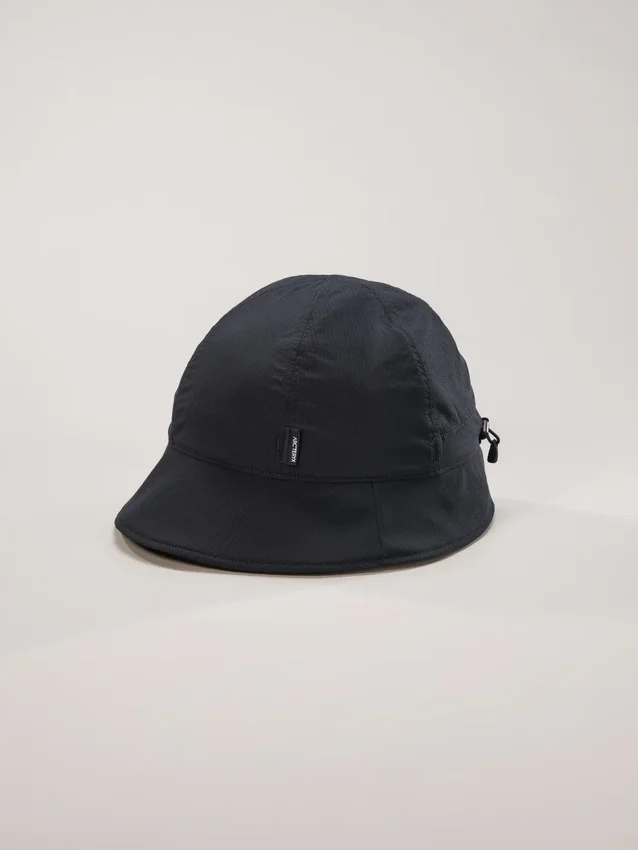 Sinsola Short Brim Bucket Hat