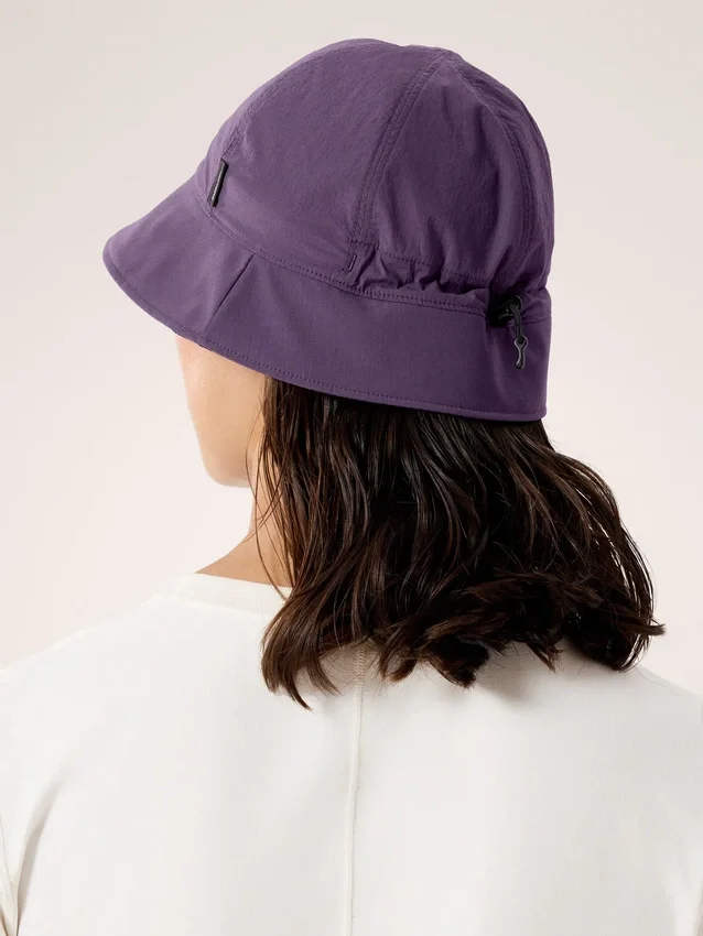 Sinsola Short Brim Bucket Hat