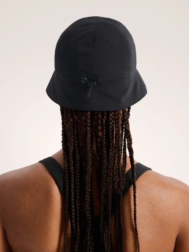 Sinsola Short Brim Bucket Hat